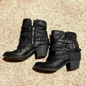 SO Black booties. Size 8. Good Used Condition.